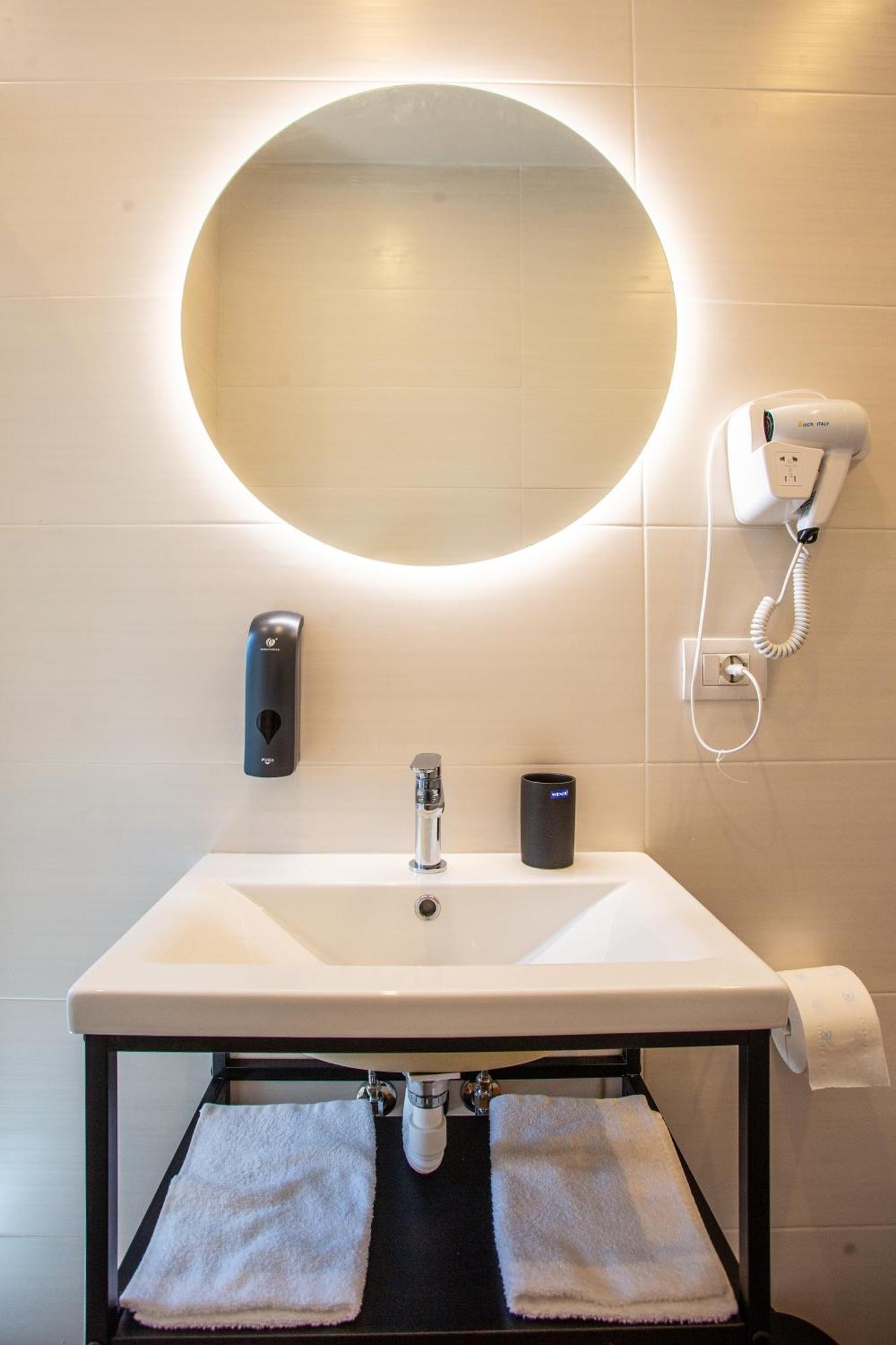 Marina 8 Hotell Napoli Eksteriør bilde